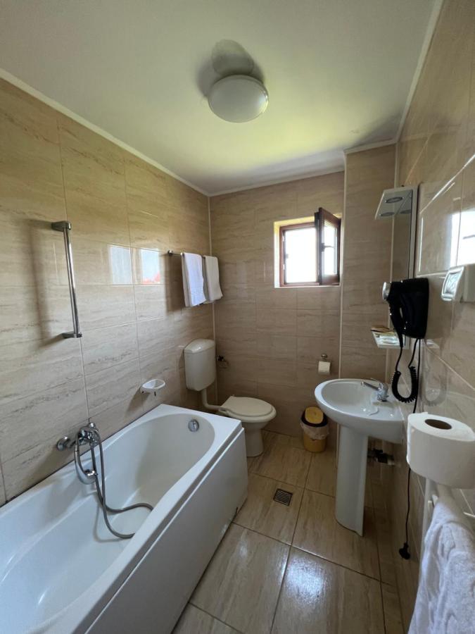 Vila Alex&Razvan Tulcea Exterior photo
